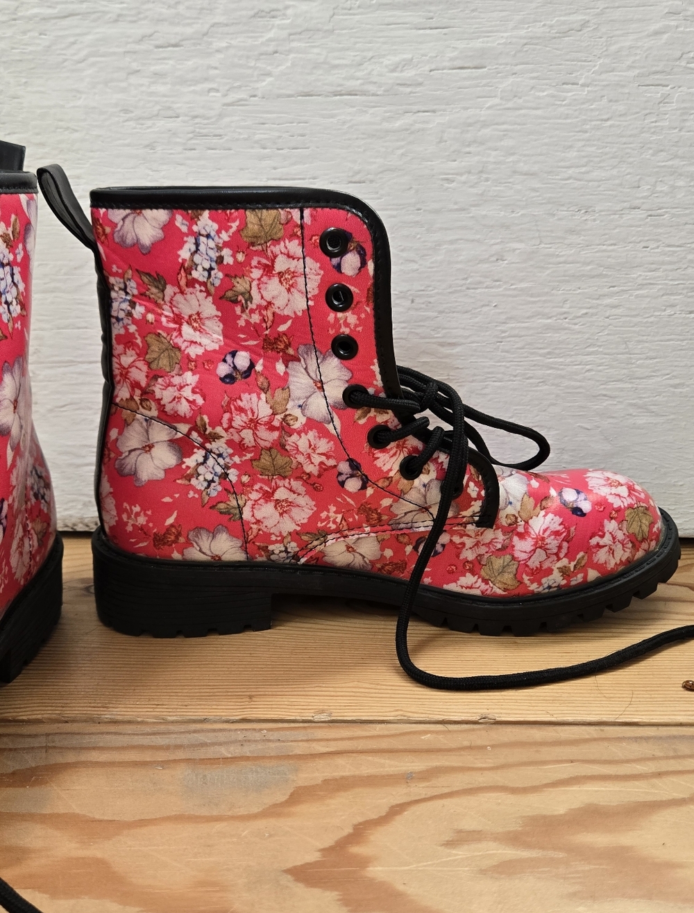 Pink Floral Combat Boots Size 40 (US 9) - Picture 6 of 10